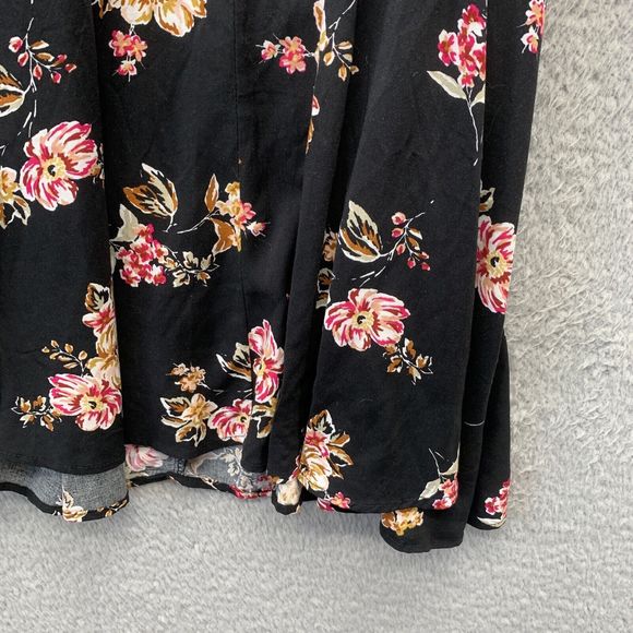 Torrid Floral Print Sleeveless SunDress Size 00 in Black Strappy Flowy Vneck - Picture 11 of 14